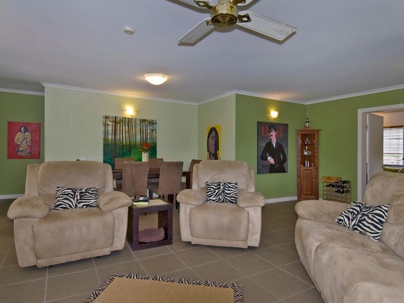 12 Marcia Close, Smithfield QLD 4878