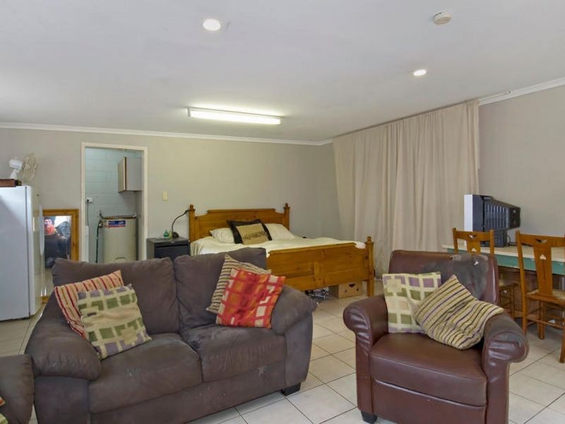 12 Marcia Close, Smithfield QLD 4878