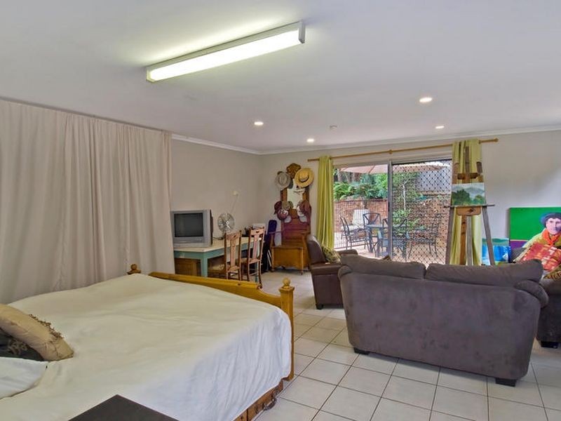 12 Marcia Close, Smithfield QLD 4878