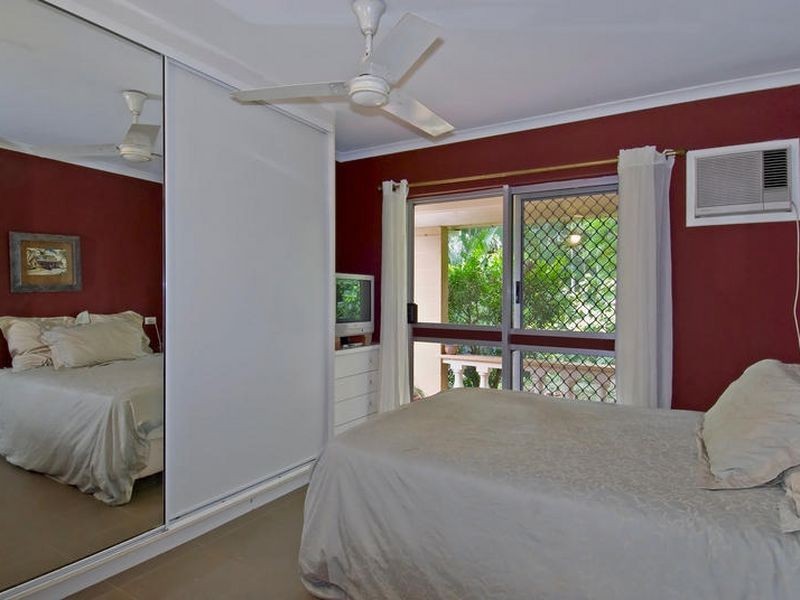 12 Marcia Close, Smithfield QLD 4878