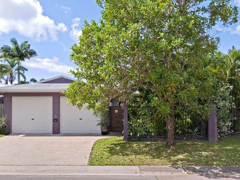 2 Garnet Street, Smithfield QLD 4878