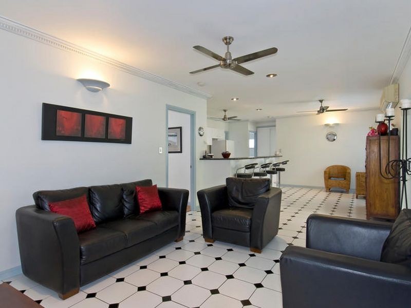 2 Garnet Street, Smithfield QLD 4878