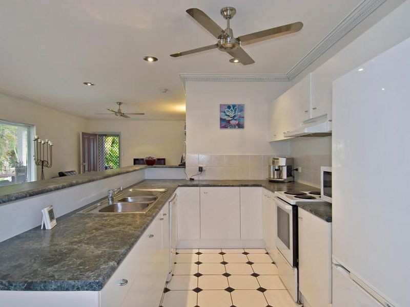 2 Garnet Street, Smithfield QLD 4878