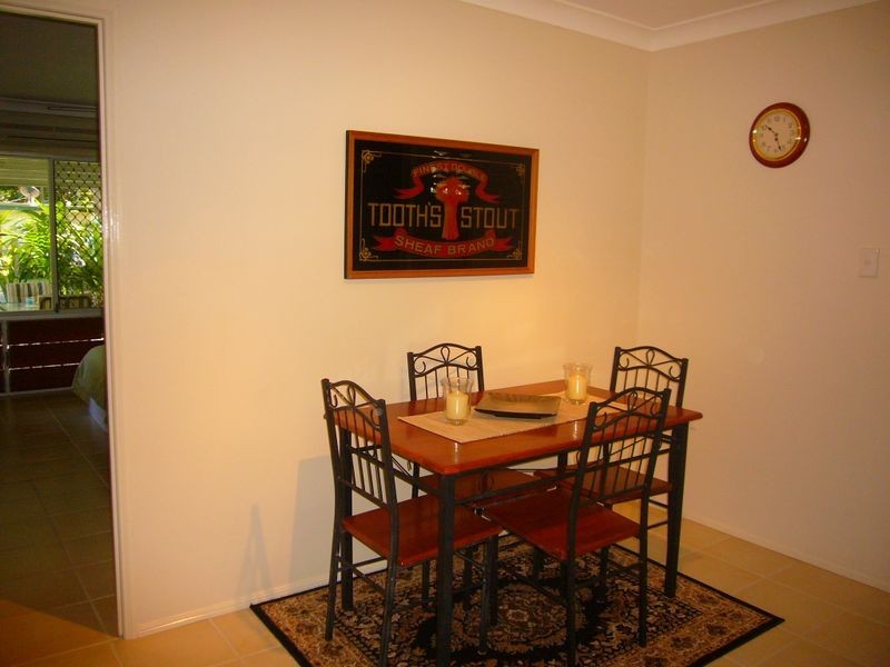 2/132 Wistaria Street, Holloways Beach QLD 4878