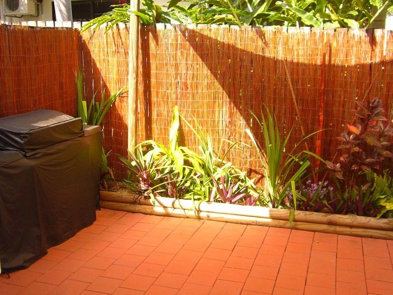 2/132 Wistaria Street, Holloways Beach QLD 4878