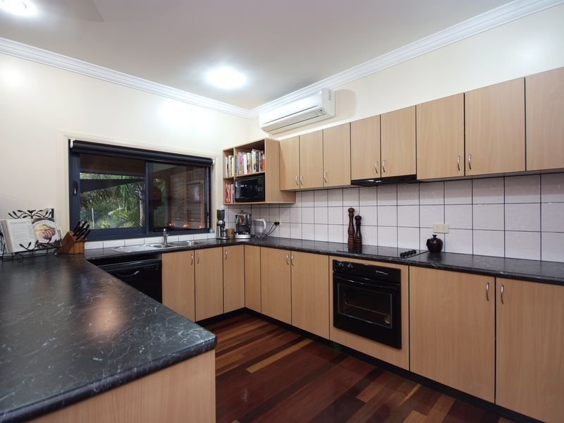 23 Lookout Terrace, Trinity Beach QLD 4879