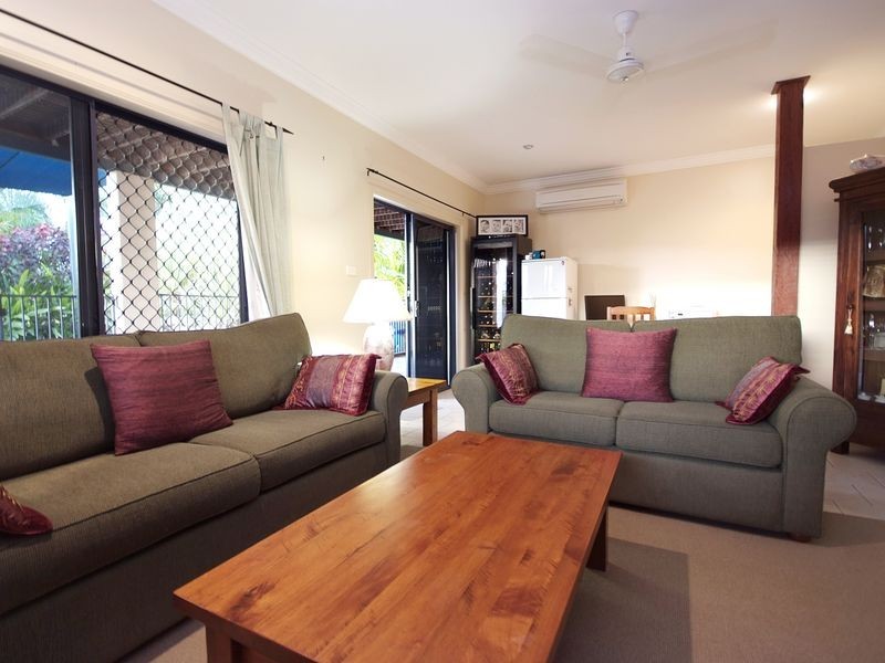 23 Lookout Terrace, Trinity Beach QLD 4879