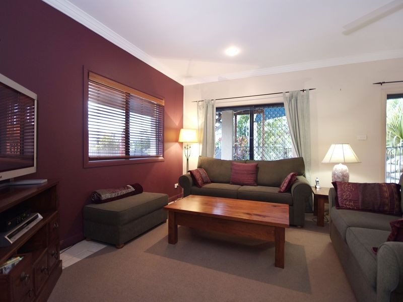 23 Lookout Terrace, Trinity Beach QLD 4879