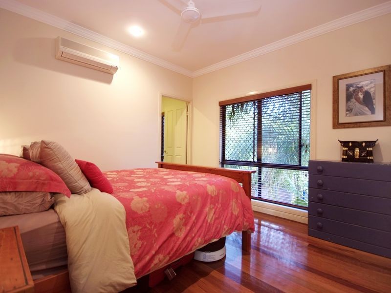 23 Lookout Terrace, Trinity Beach QLD 4879