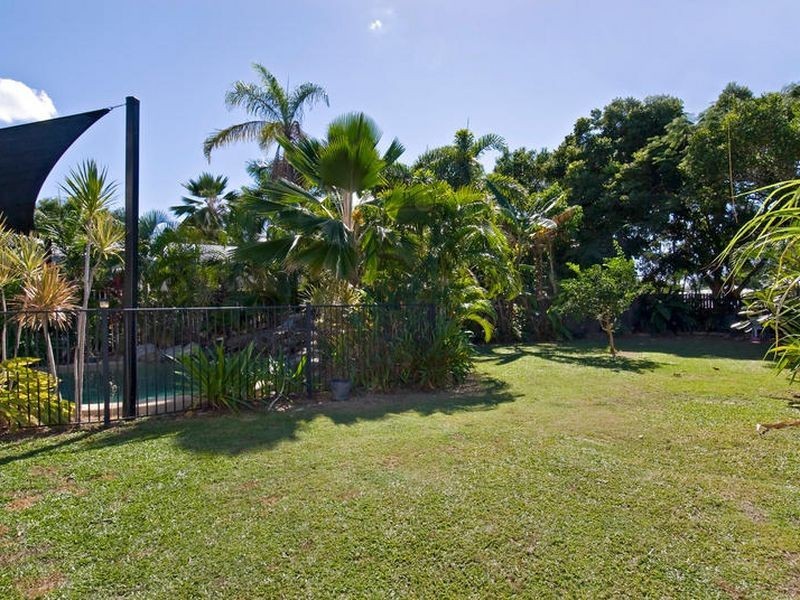 8 Ellwood Close, Kewarra Beach QLD 4879