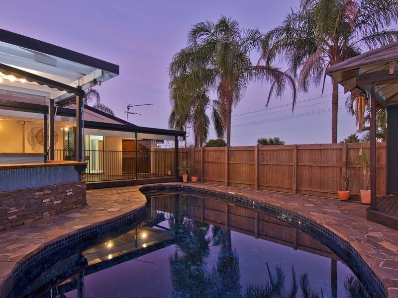 1 Bena Street, Smithfield QLD 4878