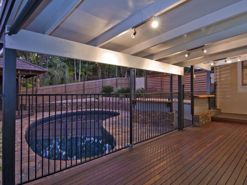 1 Bena Street, Smithfield QLD 4878