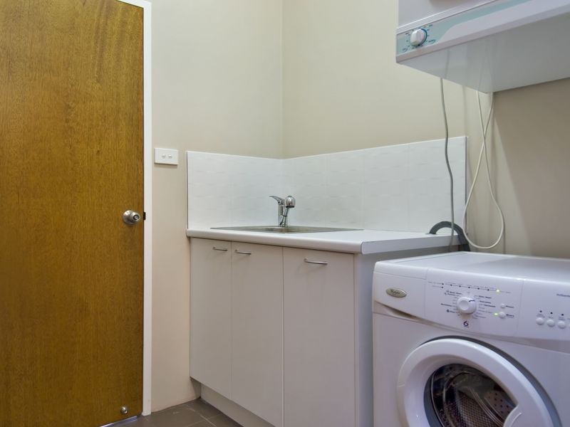 1 Bena Street, Smithfield QLD 4878