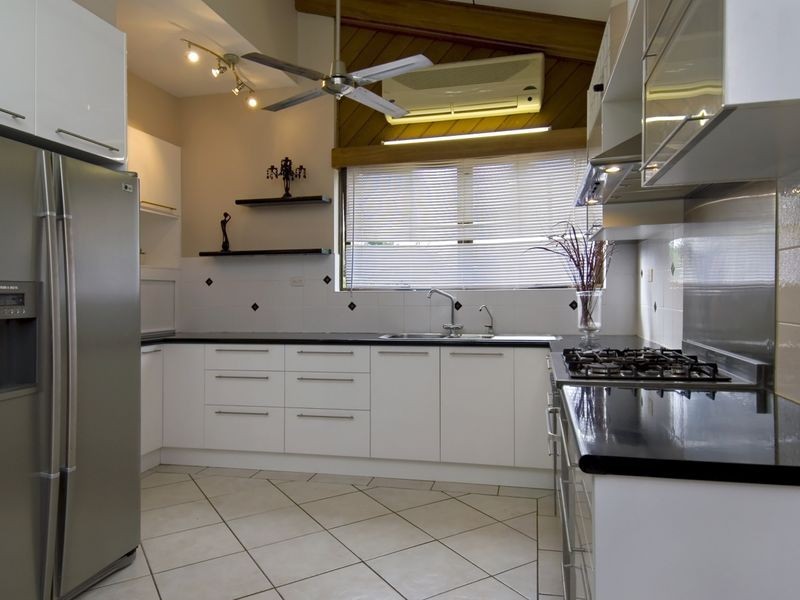 1 Bena Street, Smithfield QLD 4878