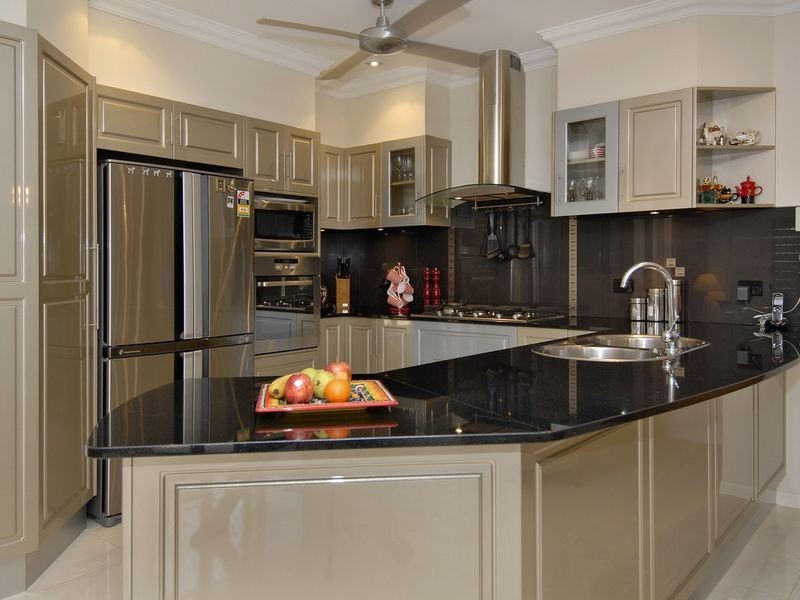 96 McFarlane Drive, Kanimbla QLD 4870