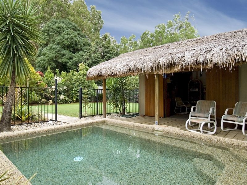 7 Albion Street, Yorkeys Knob QLD 4878