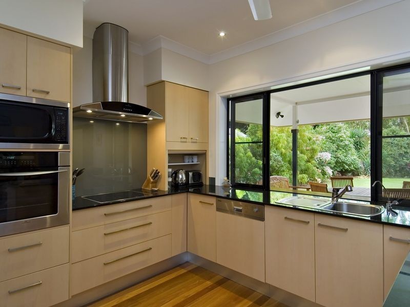 7 Albion Street, Yorkeys Knob QLD 4878