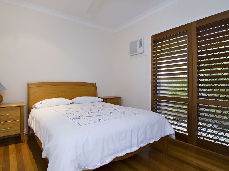 7 Albion Street, Yorkeys Knob QLD 4878