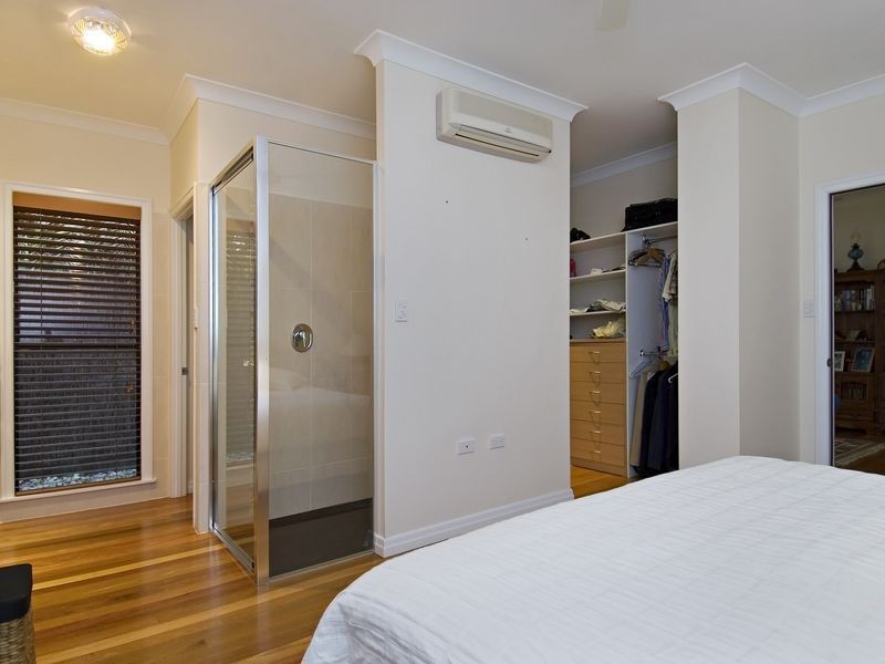 7 Albion Street, Yorkeys Knob QLD 4878