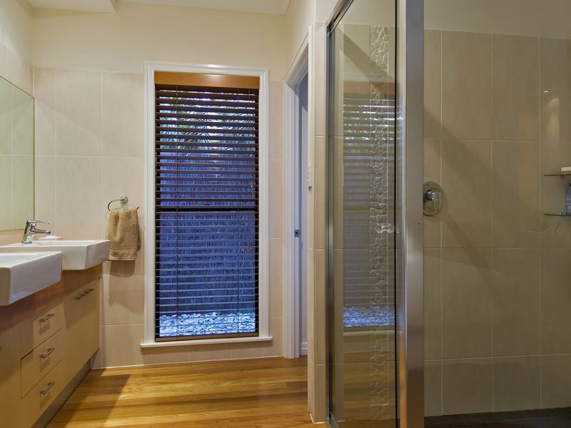 7 Albion Street, Yorkeys Knob QLD 4878