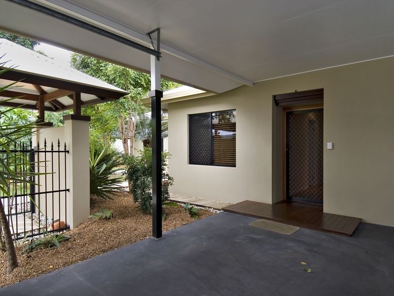 7 Albion Street, Yorkeys Knob QLD 4878