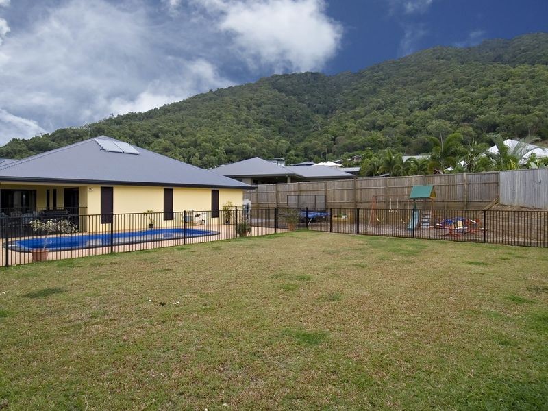 Palm Cove QLD 4879