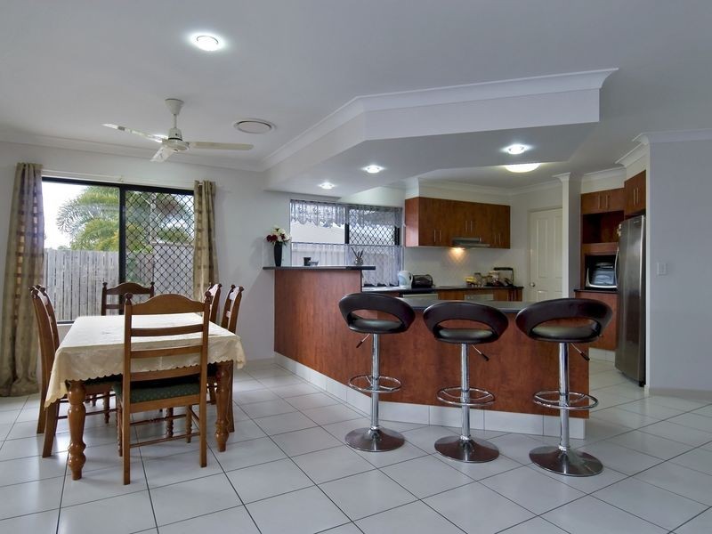 Palm Cove QLD 4879