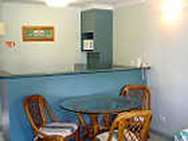 Half Moon Bay/ Resort Holiday Apartments, Yorkeys Knob QLD 4878