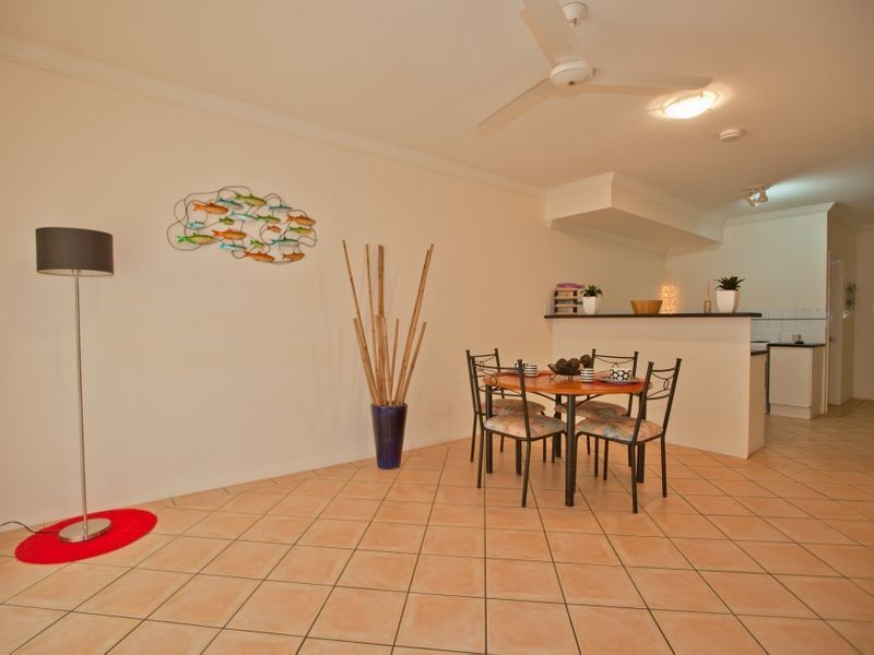 2/548 Varley Street, Yorkeys Knob QLD 4878