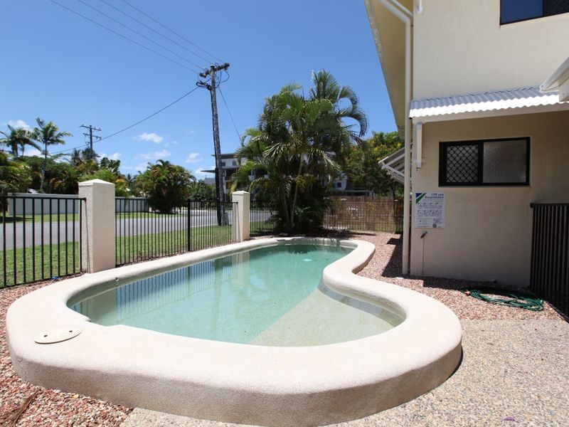 2/548 Varley Street, Yorkeys Knob QLD 4878