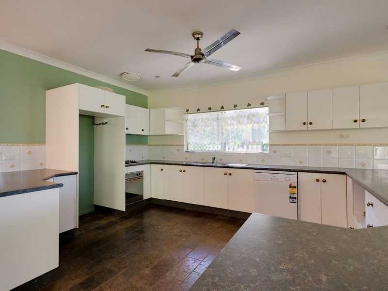 11 Collett Close, Kewarra Beach QLD 4879