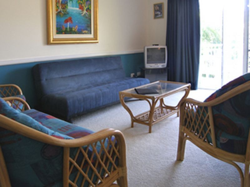 27/1-19 Poinciana Street, Holloways Beach QLD 4878