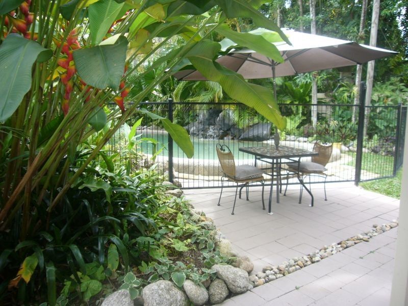 2/16 Roslyn Close, Yorkeys Knob QLD 4878