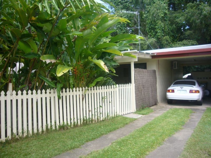 2/16 Roslyn Close, Yorkeys Knob QLD 4878