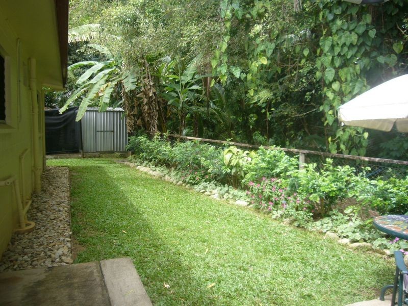 2/16 Roslyn Close, Yorkeys Knob QLD 4878