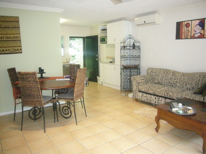 2/16 Roslyn Close, Yorkeys Knob QLD 4878