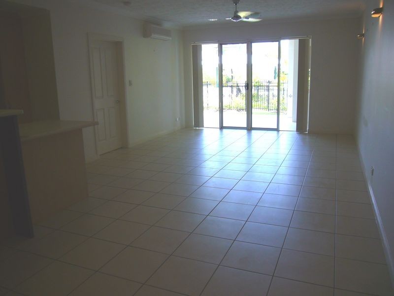 10/1804 Captain Cook Highway, Clifton Beach QLD 4879