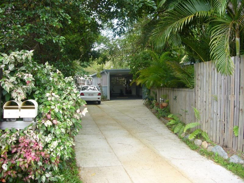 32 Anderson Street, Trinity Beach QLD 4879