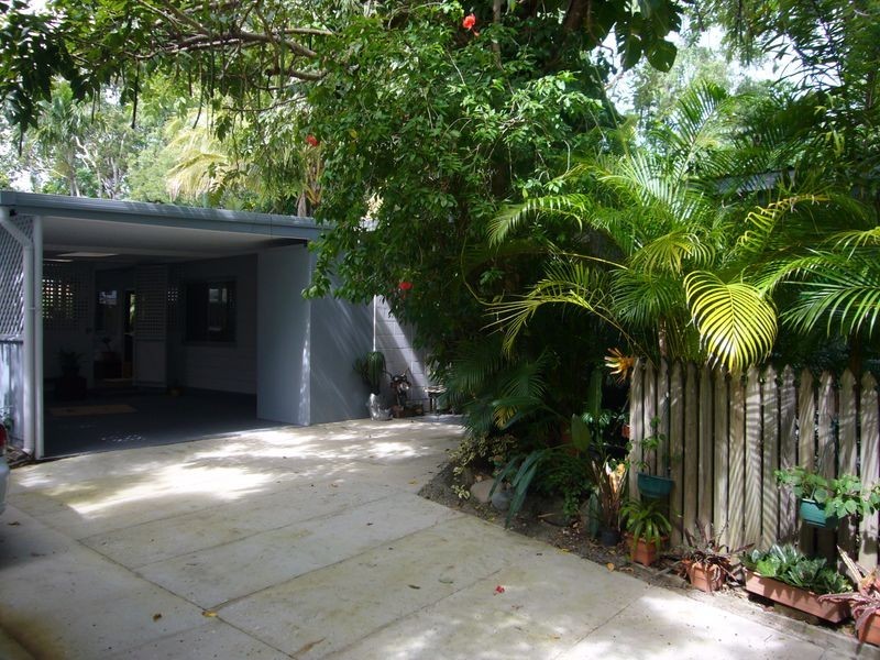 32 Anderson Street, Trinity Beach QLD 4879