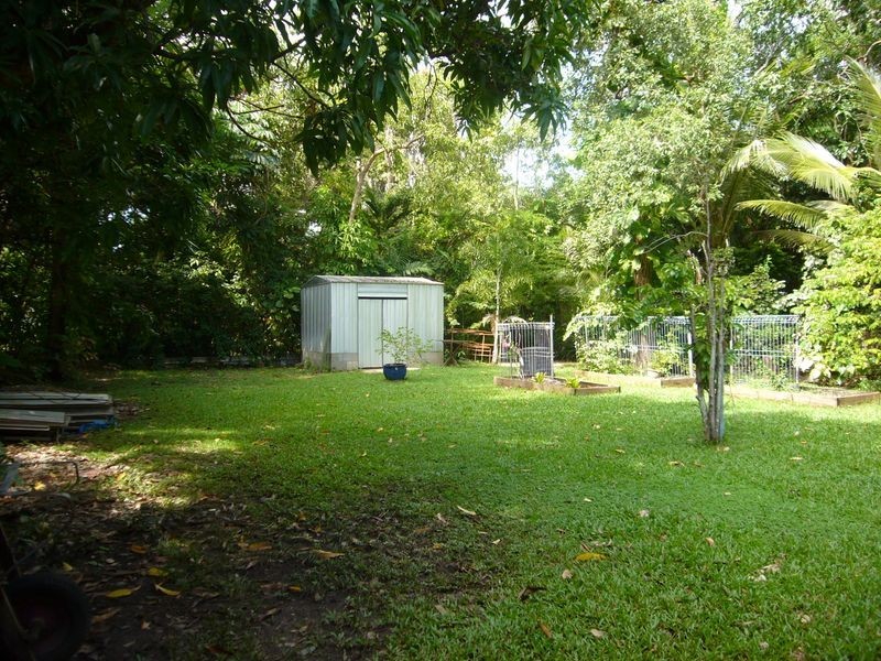32 Anderson Street, Trinity Beach QLD 4879