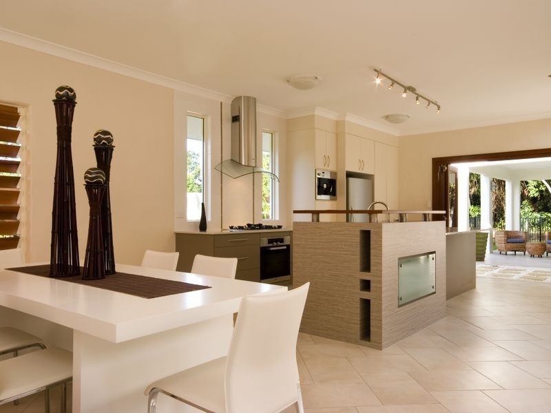 1 Muller Street, Palm Cove QLD 4879