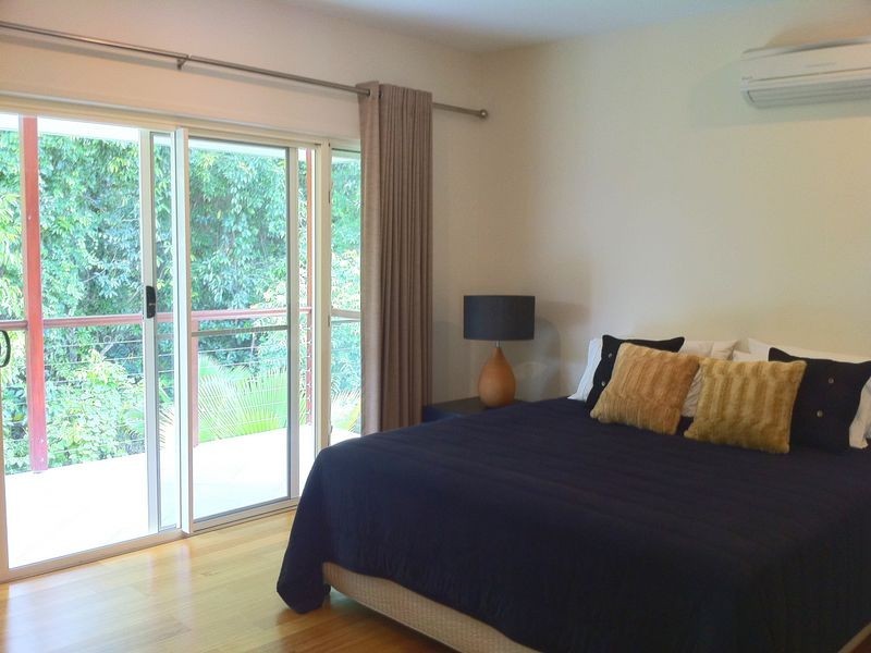 1 Muller Street, Palm Cove QLD 4879