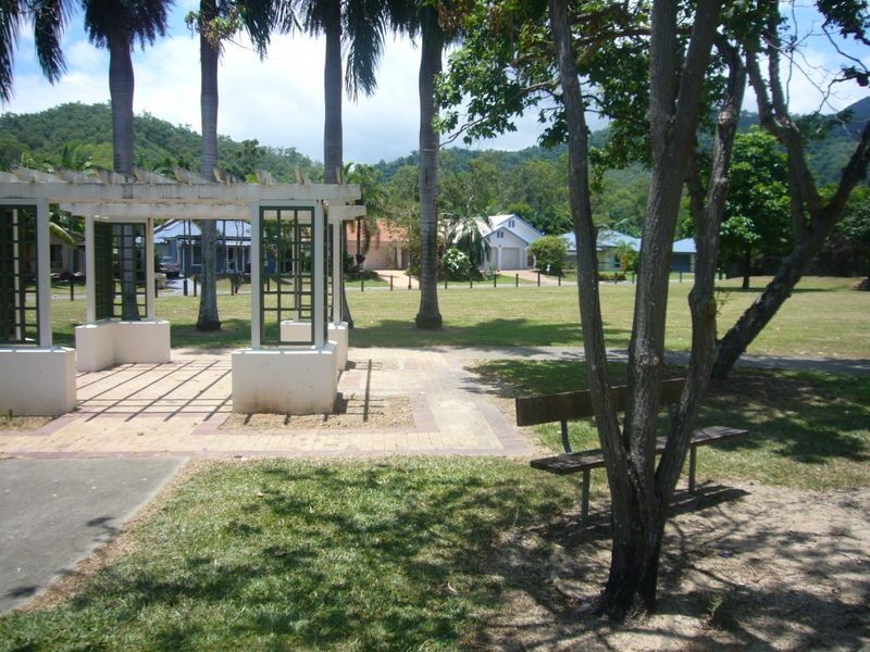 12 Burranong Street, Kewarra Beach QLD 4879