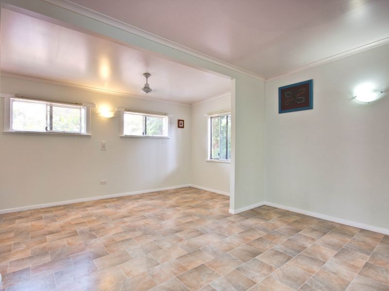 12 Moresby Street, Trinity Beach QLD 4879