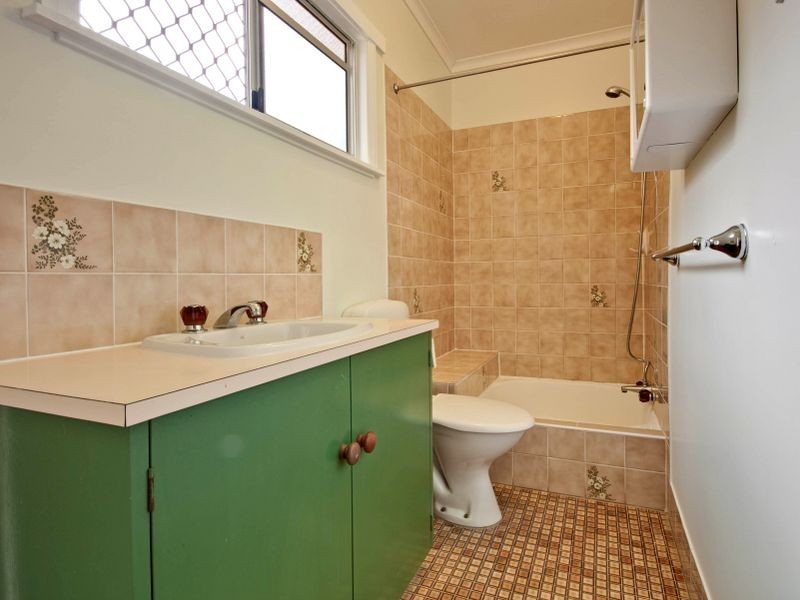 12 Moresby Street, Trinity Beach QLD 4879