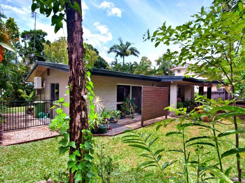 12 Moresby Street, Trinity Beach QLD 4879