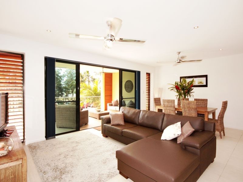 3/31 Sims Esplanade, Yorkeys Knob QLD 4878