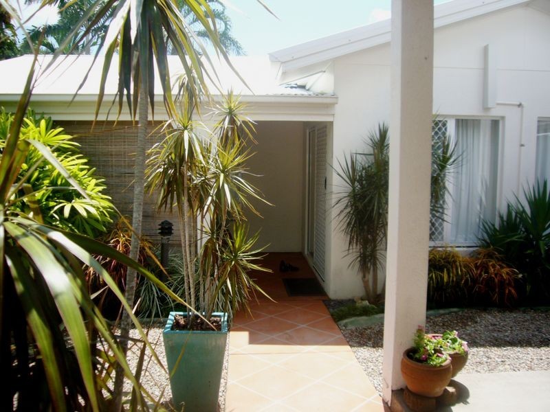 4 Garnet Street, Smithfield QLD 4878