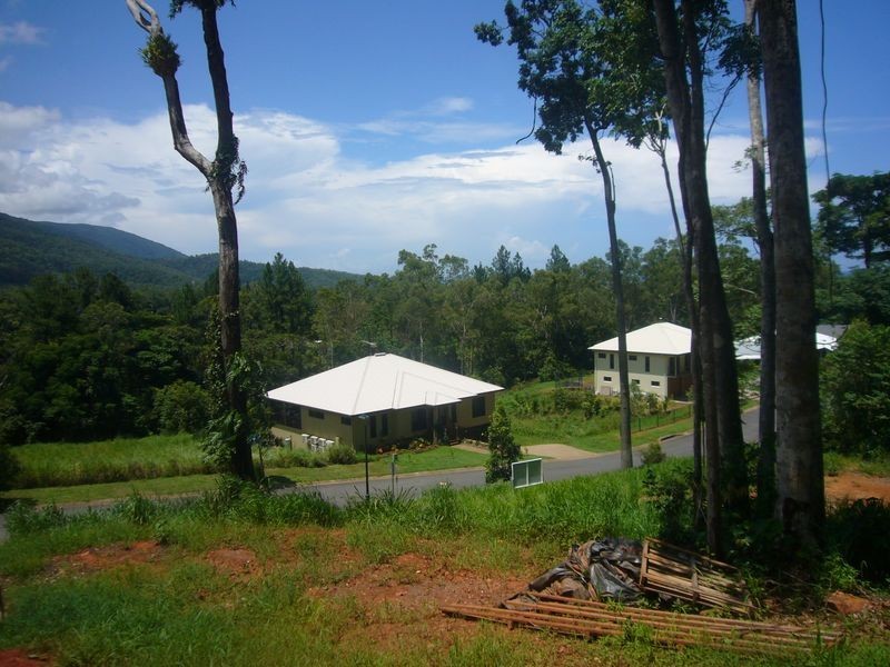 69 Leonard Street, Kewarra Beach QLD 4879