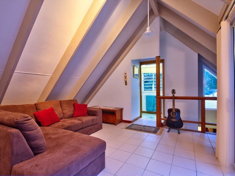 11 Albion Street, Yorkeys Knob QLD 4878